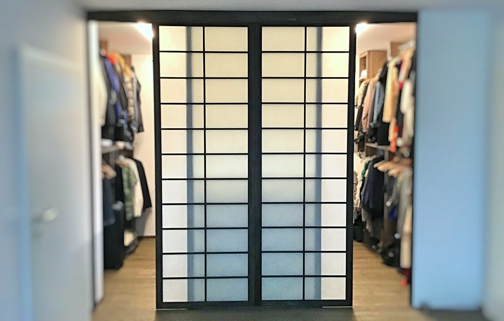 Projekt Baden — Shoji-Garderobe Detail